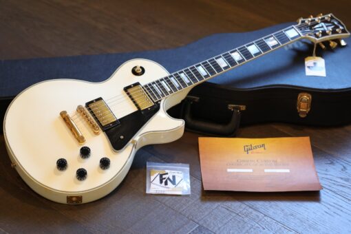 Super Clean! 2007 Gibson Les Paul Custom Alpine White ALL OG Ebony Board + COA OHSC