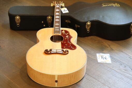 MINTY! 2003 Gibson SJ-200 Standard Acoustic/Electric Guitar w/ Flamed Maple Back & Sides + OHSC