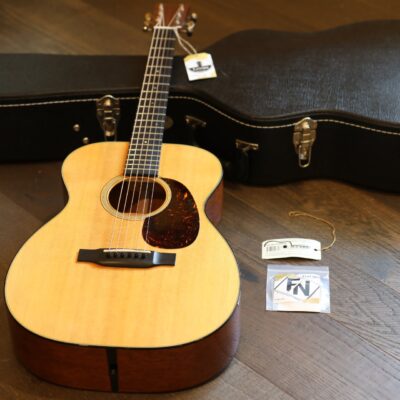 2015 Martin 00-18 Standard Series Natural Acoustic Guitar + OHSC
