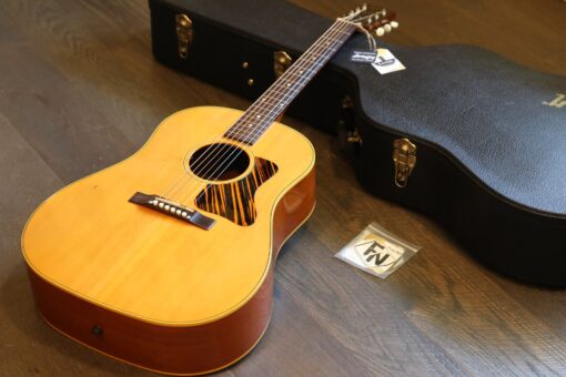 2013 Gibson J-35 Natural Acoustic/Electric Round-Shoulder Flat-Top Guitar + OHSC