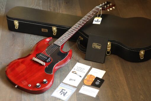 MINTY! 2021 Gibson Custom ’63 SG Junior Reissue Cherry w/ Lightning Bar P-90 + COA OHSC