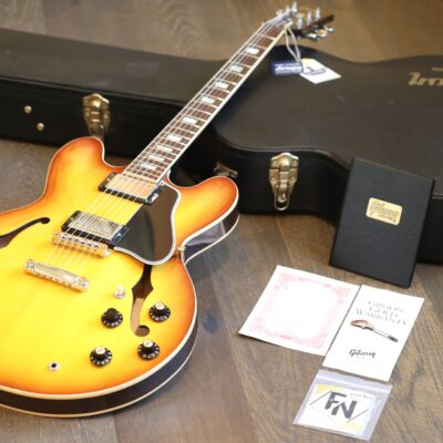 MINTY! 2012 Gibson Custom Shop Larry Carlton Signature Mr. 335 Carlton Burst + COA OHSC