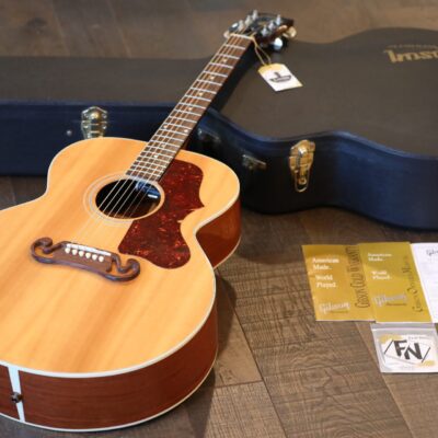 2007 Gibson SJ-100 Standard Natural Acoustic/ Electric Super Jumbo Guitar + OHSC & Papers