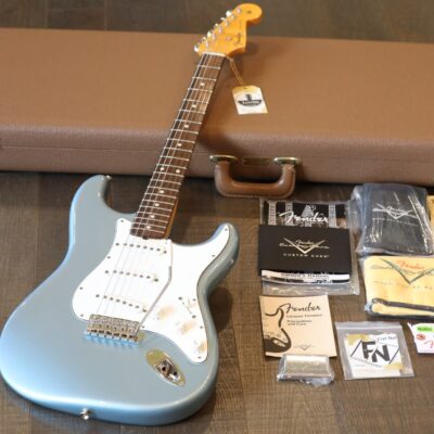 MINTY! 2011 Fender Custom Shop 1960 NOS Stratocaster Ice Blue Metallic + OHSC & Papers