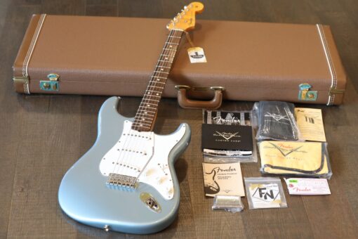MINTY! 2011 Fender Custom Shop 1960 NOS Stratocaster Ice Blue Metallic + OHSC & Papers