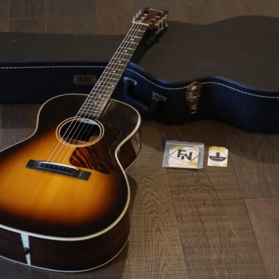 Eastman E20 OOSS/V Acoustic Guitar Sunburst + OHSC