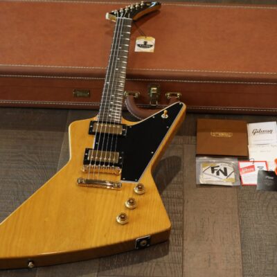 MINTY! 2022 Gibson Custom Shop 1958 Reissue Explorer Natural Korina w/ Black Pickguard + COA OHSC