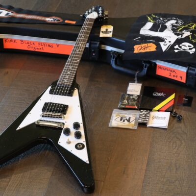 Unplayed! 2022 Gibson Custom Shop Kirk Hammett Signature 1979 Flying V Murphy Lab Aged Ebony + COA OHSC