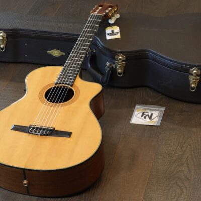 2001 Taylor NS42-CE Natural Acoustic/ Electric Classical Guitar + OHSC