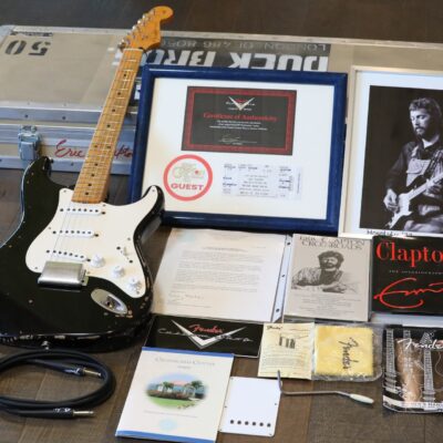Unplayed! Fender Masterbuilt Eric Clapton Tribute “Blackie” Stratocaster Black Relic + COA OHSC & Extra’s