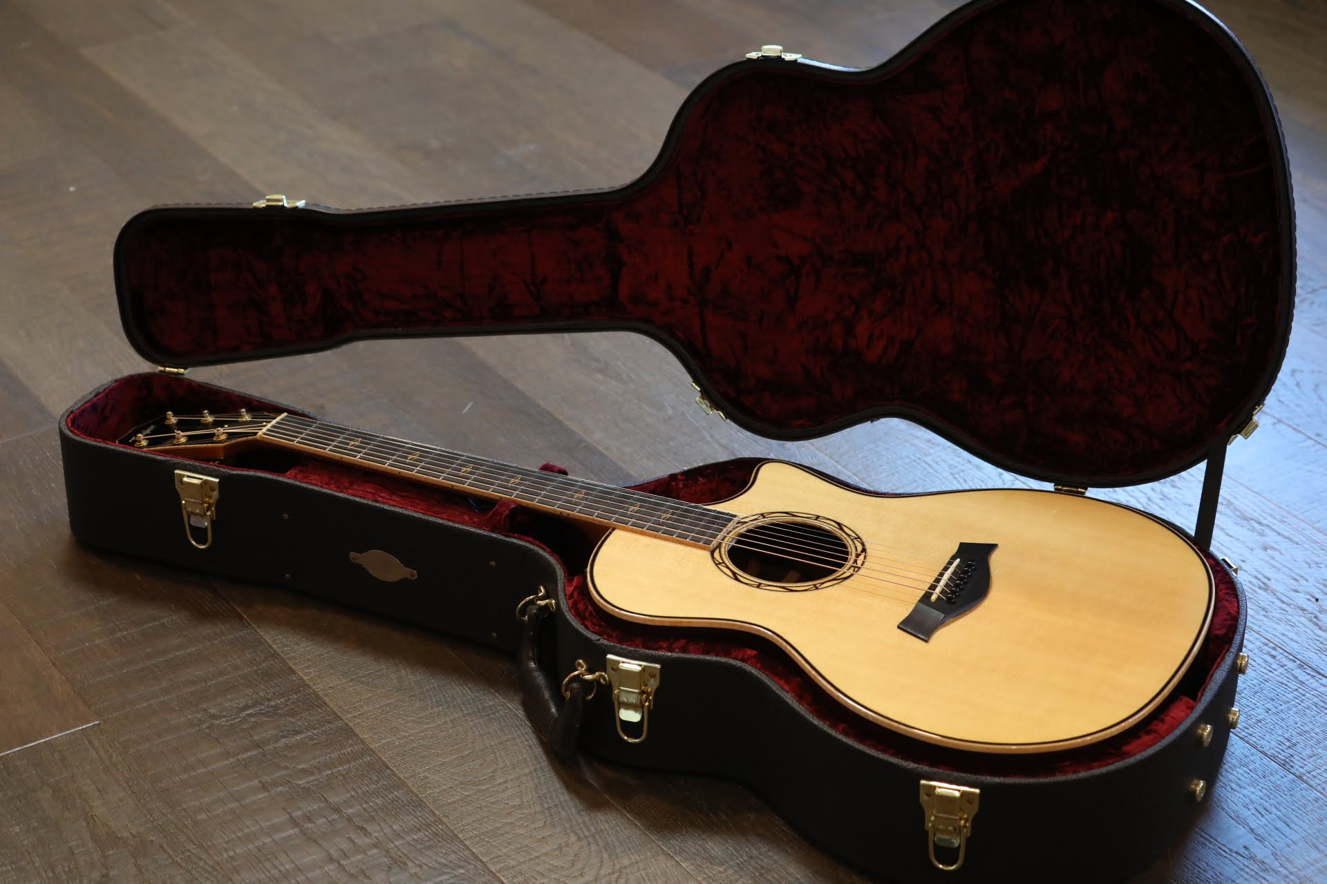 MINTY! 2011 Taylor Fall Limited Edition Cocobolo Grand Auditorium ...