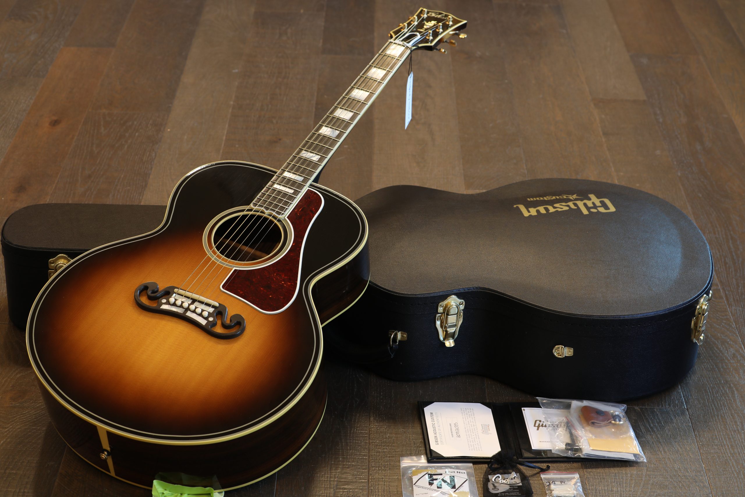 2022 Gibson Custom Shop Western Classic SJ-200 Acoustic Guitar