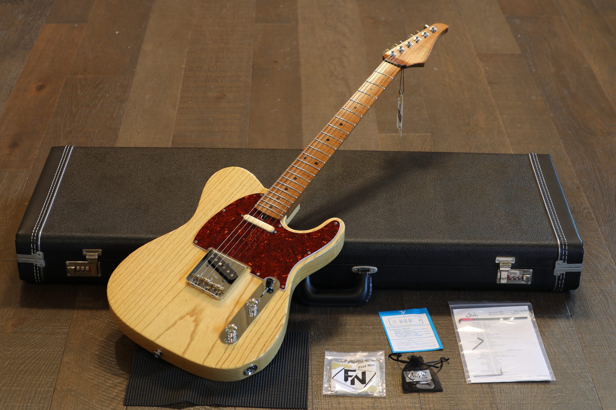 2019 Suhr Classic T Antique Ash Roasted Neck Andy Wood Pickups 2019 Suhr Classic T Antique Ash Roasted Neck Andy Wood Pickups