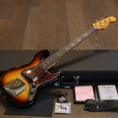 Minty! 2022 Fender Custom Shop '60 Jazz Bass NOS Sunburst + COA OHSC