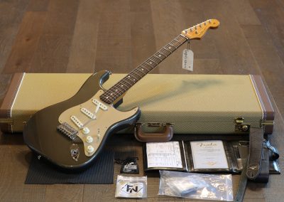 Minty! 2024 Fender LTD Roasted Stratocaster Electric Guitar Aged Pewter Special NOS + COA OHSC