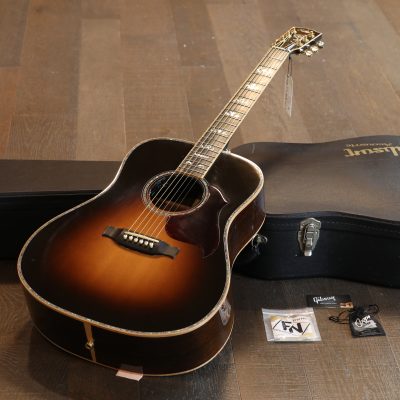 2011 Gibson Custom Shop Songwriter DLX Custom Acoustic Guitar Vintage Sunburst + OHSC