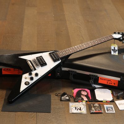Unplayed! 2022 Gibson Custom Shop Artist Kirk Hammett 1979 Flying V Electric Guitar Murphy Aged Ebony + COA OHSC