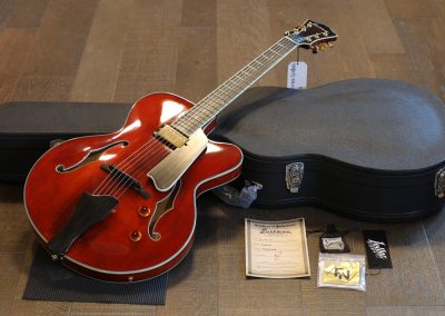 Minty! 2024 Eastman T146SM Archtop Electric Guitar Classic + COA OHSC