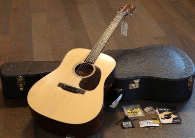 Minty! 2019 Martin D-18 Authentic 1939 Dreadnought Acoustic Guitar Natural + OHSC
