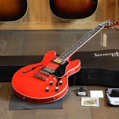 2024 Gibson ES-339 Semi-Hollow Electric Guitar Cherry Red Gloss + OHSC