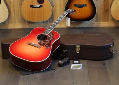 Minty! 2017 Gibson Hummingbird Standard Dreadnought Acoustic Guitar Cherry Sunburst + OHSC