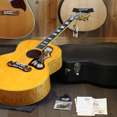 Case Queen! 2001 Custom Shop Montana Gold SJ-200 Acoustic Guitar LE Quilt + OHSC