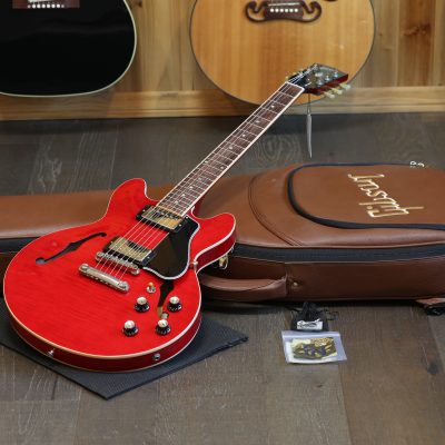 2009 Gibson ES-339 Semi-Hollow Electric Guitar Figured Cherry Red + GB