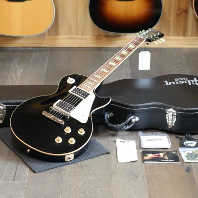 2007 Gibson Les Paul Classic Electric Guitar Black Ebony + OHSC