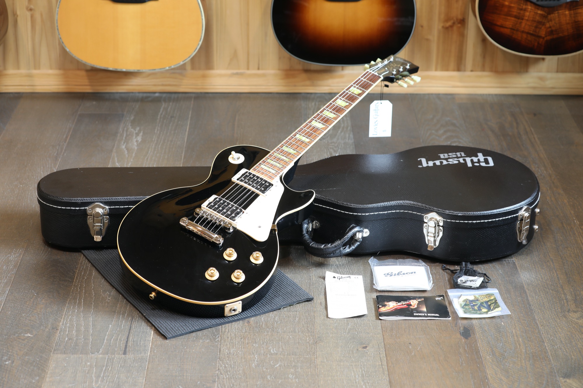 2007 Gibson Les Paul Classic Electric Guitar Black Ebony + OHSC