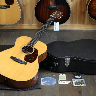 2013 Martin 000-18E Retro Acoustic Guitar Natural + OHSC
