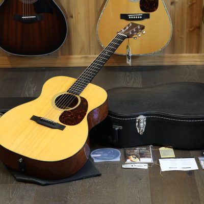 2014 Martin 000-18E Retro Acoustic Guitar Natural + OHSC