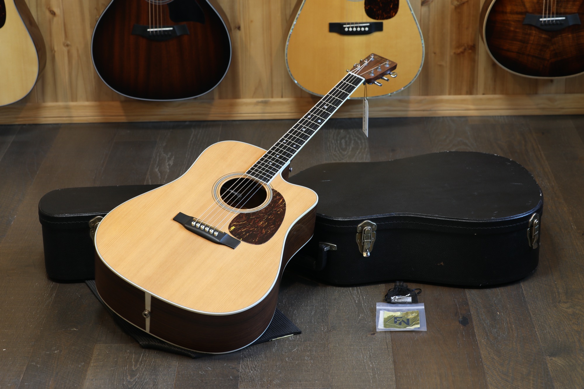 2004 Martin DC-16RGTE Cutaway Dreadnought Acoustic Guitar Natural + OHSC