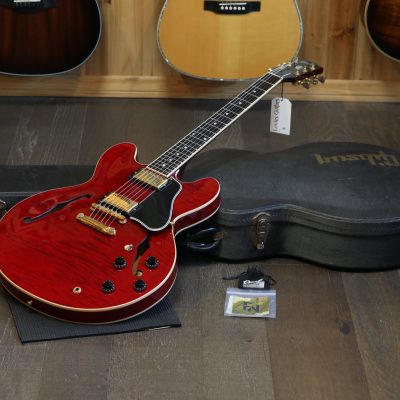 2004 Gibson ES-335 One Piece Top & Back Semi-Hollow Electric Guitar Figured Cherry w/ Gold Hardware + OHSC
