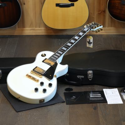 Minty! 2021 Gibson Custom Shop Les Paul Custom Electric Guitar Alpine White + COA OHSC